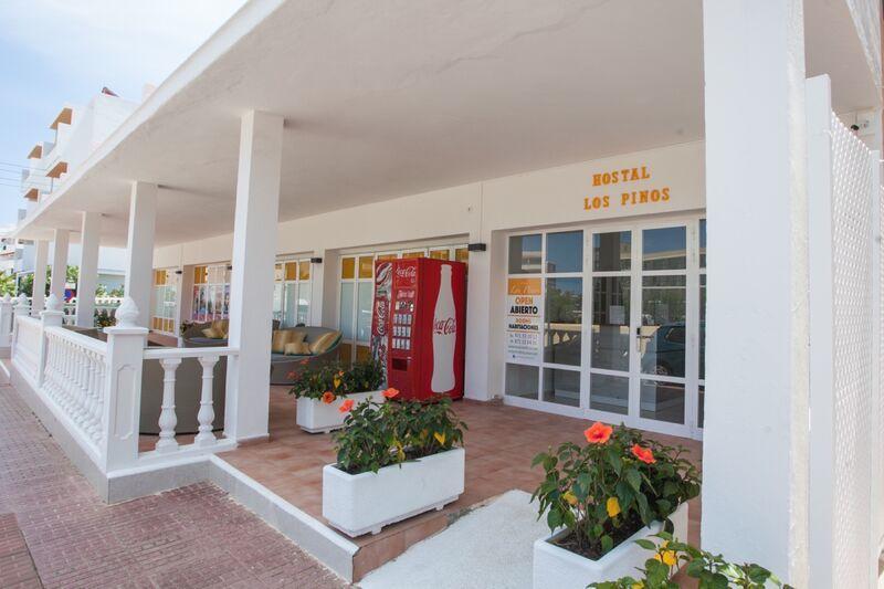 Hostal Los Pinos Es Cana Eksteriør bilde