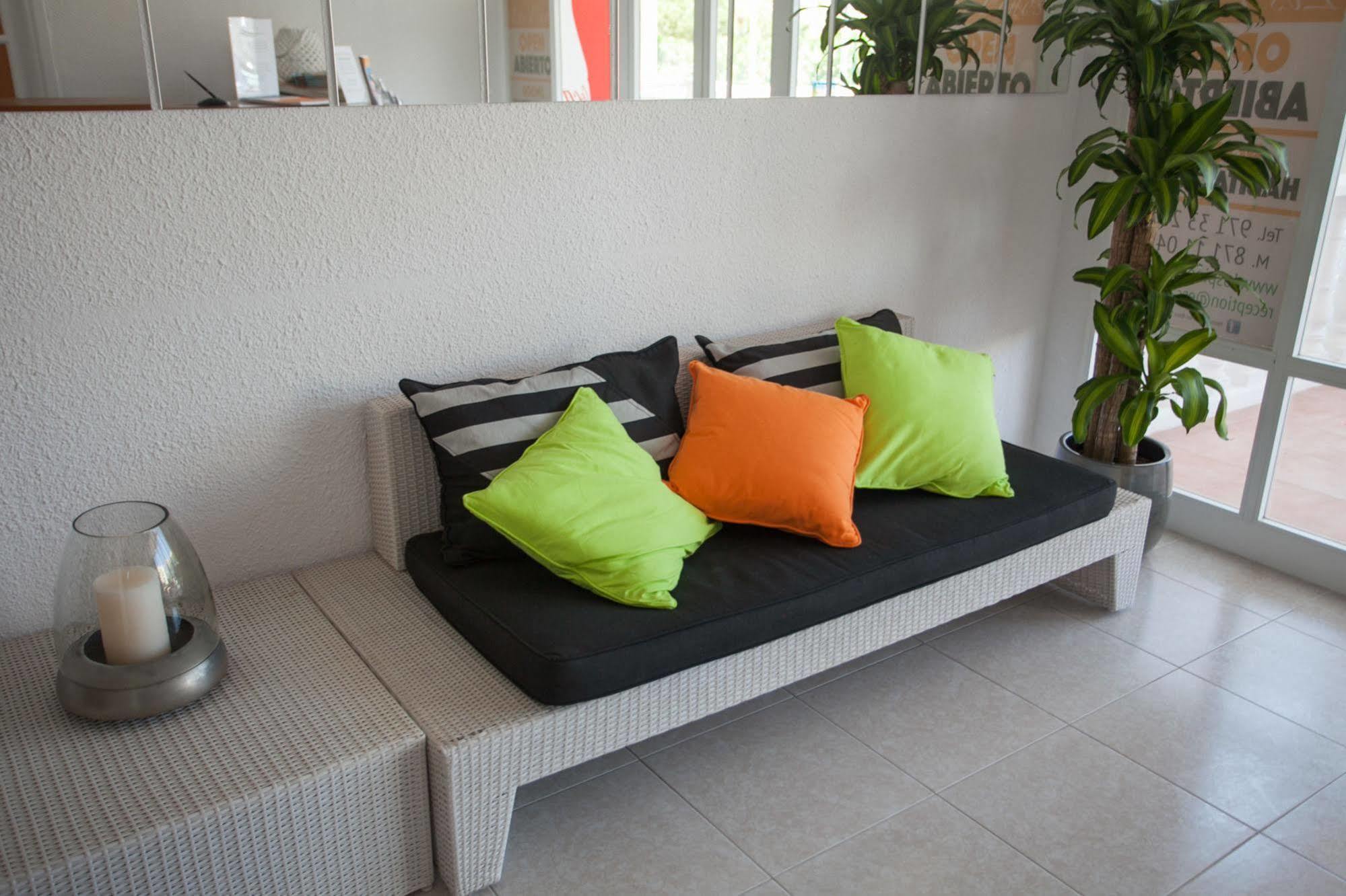 Hostal Los Pinos Es Cana Eksteriør bilde