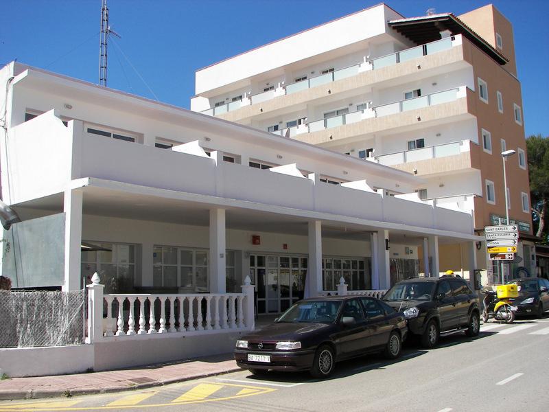 Hostal Los Pinos Es Cana Eksteriør bilde
